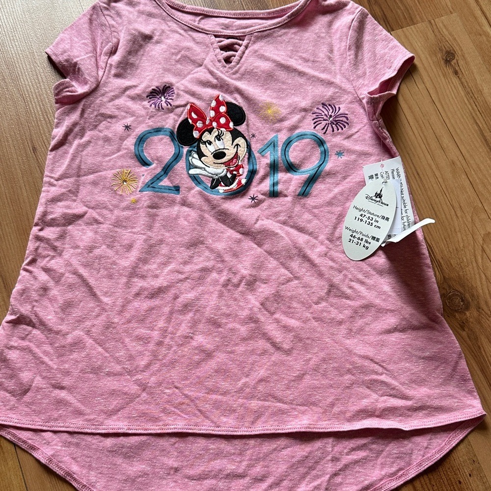 Disney Minnie Mouse Girls Pink 2019‎ Graphic Tee NWT Size M